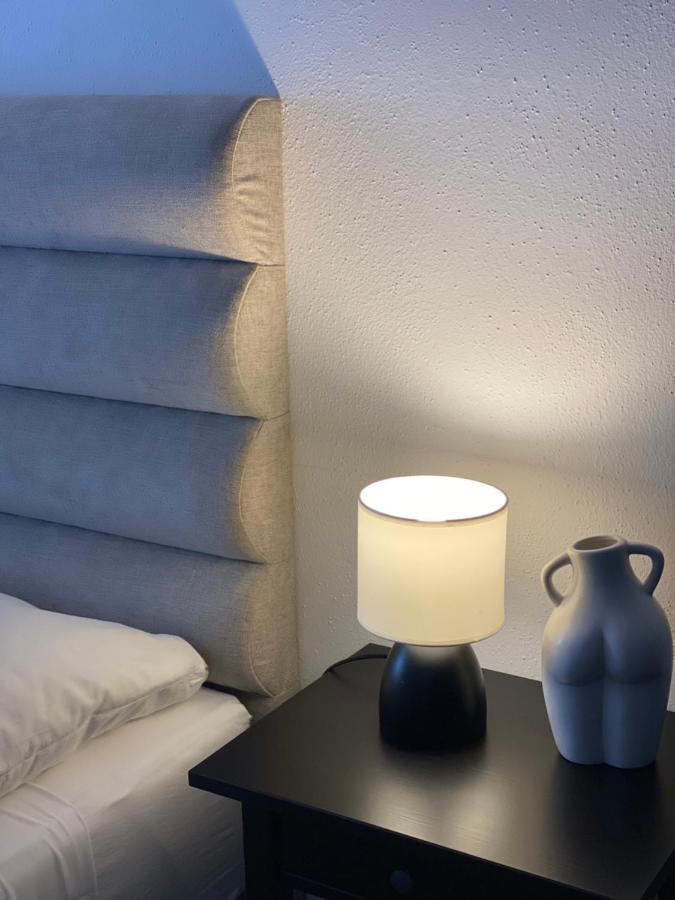 Studio Apartments M&N Traù Esterno foto