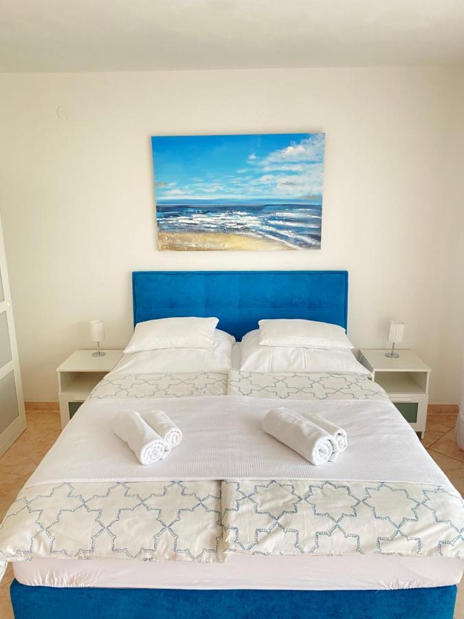 Studio Apartments M&N Traù Esterno foto