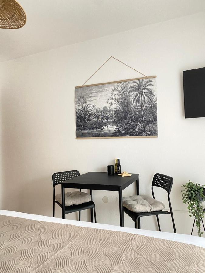 Studio Apartments M&N Traù Esterno foto